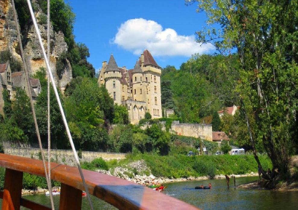 Chambre Du Sabotier - Studio Troglodytique - A 100 M Baignade En Riviere - Location De Canoe - Circuits Cyclo - Aire De Pique-Nique - 3 Restaurants カステルノー・ラ・シャペル エクステリア 写真